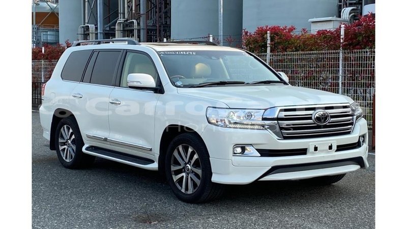 Buy import toyota land cruiser white car in import - dubai in
