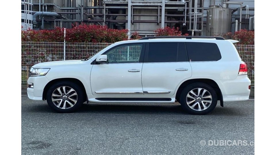 Buy import toyota land cruiser white car in import - dubai in