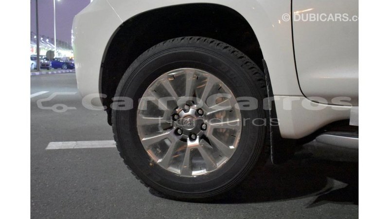 Buy import toyota prado white car in import - dubai in atlantida