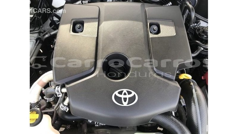 Big with watermark toyota fortuner atlantida import dubai 6047