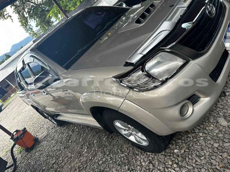 Usados Toyota Hilux 2 5 4x4 Honduras